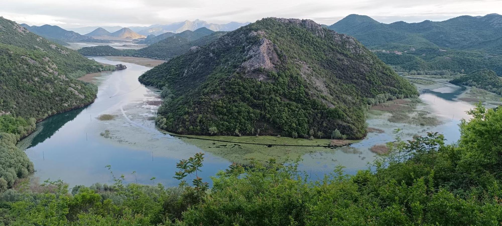 Holiday Home Haustor With Skadar Lake View 波德戈里察 外观 照片