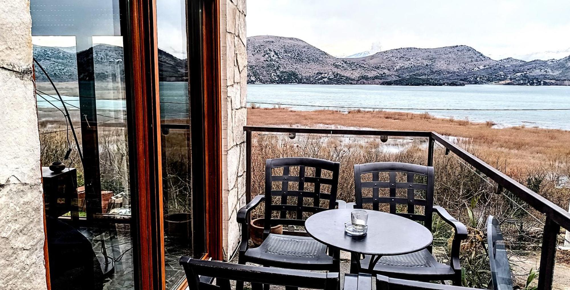 Holiday Home Haustor With Skadar Lake View 波德戈里察 外观 照片