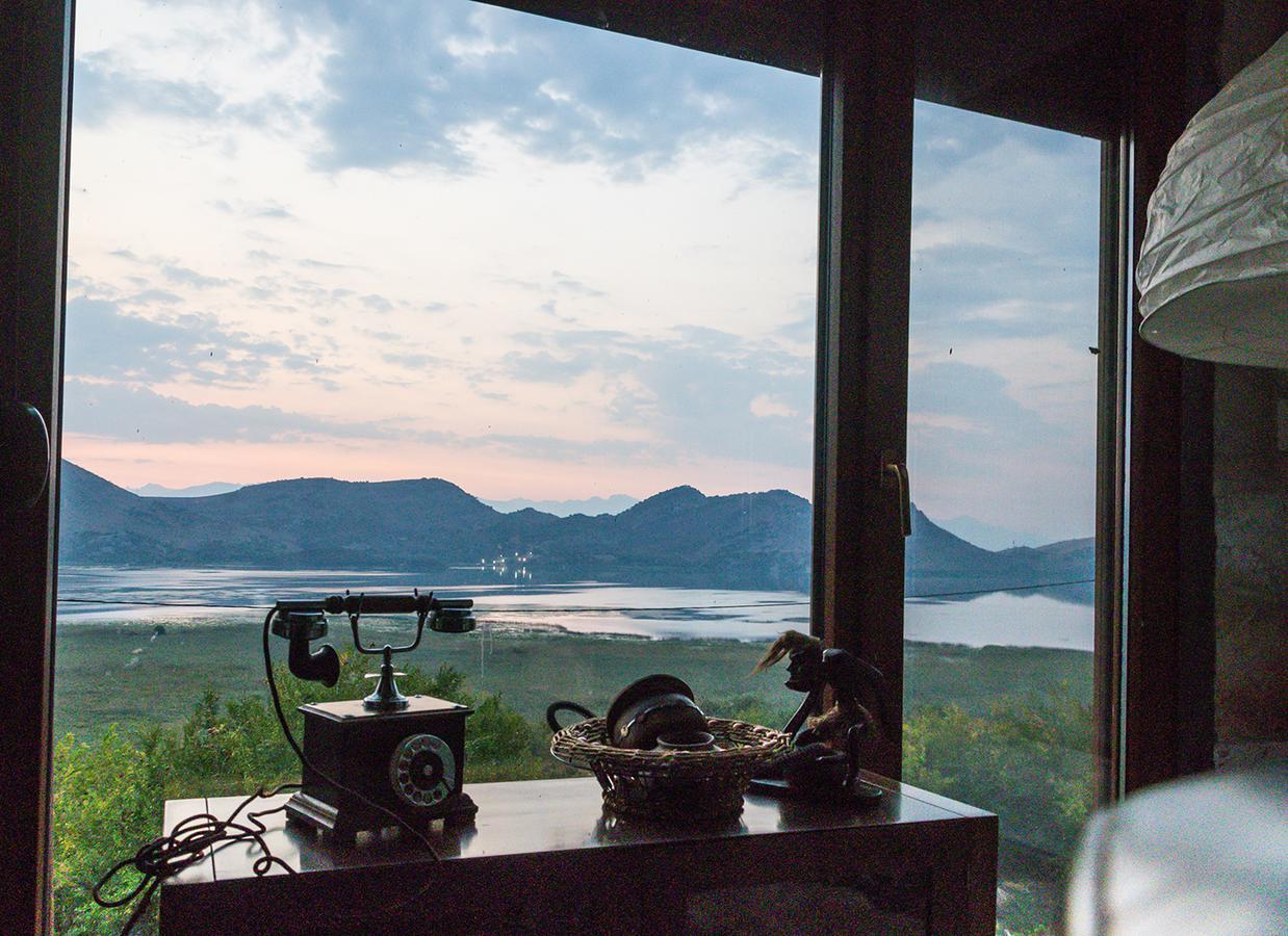 Holiday Home Haustor With Skadar Lake View 波德戈里察 外观 照片